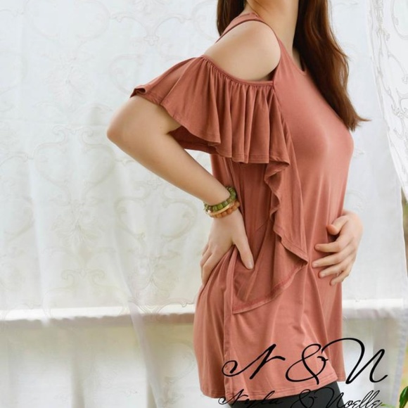 Large Top - Picture 1 of 1